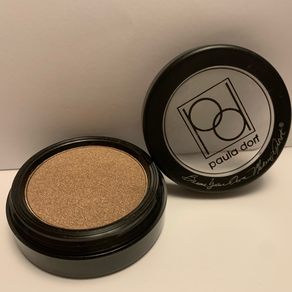 Paula Dorf single Eye shadow in Tease